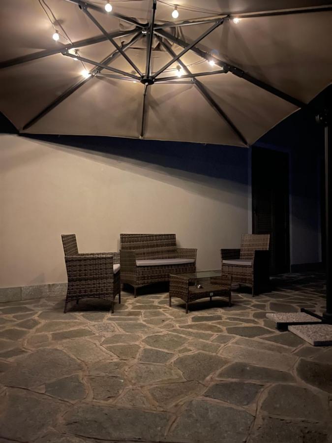 Al Laghetto La Morra Acomodação com café da manhã Exterior foto